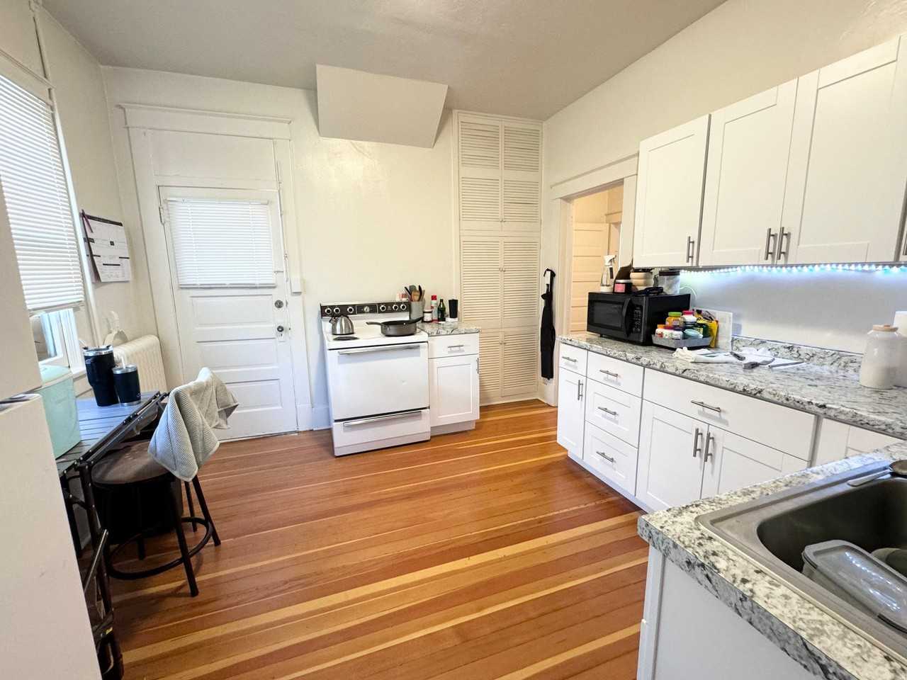 145 W 200 S - Photo 2 of 12