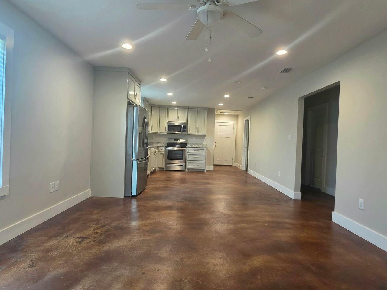 12580 Dakota St - Photo 2 of 22
