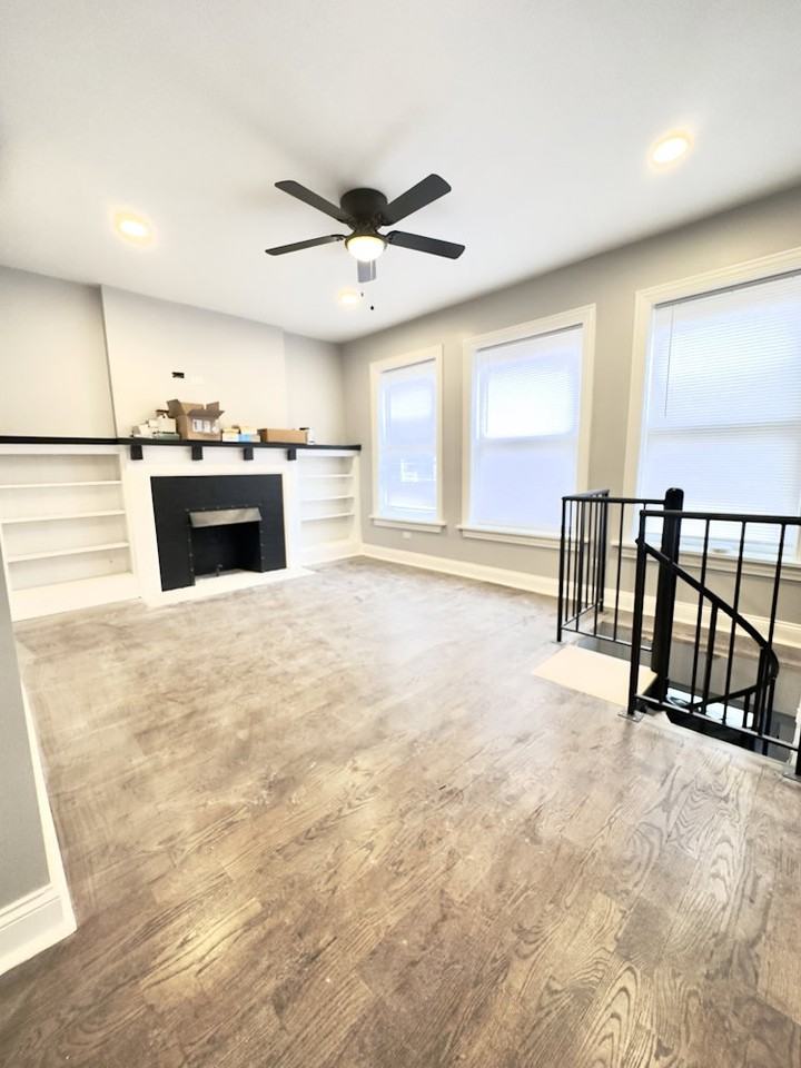 6257 W Rosemont Ave ## 1 - Photo 2 of 8