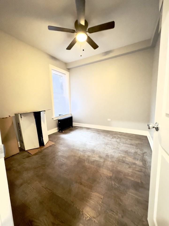 6257 W Rosemont Ave ## 1 - Photo 6 of 8