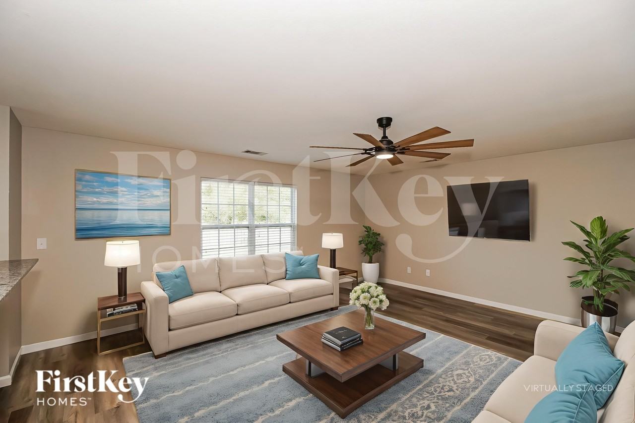 11677 Striker Ln - Photo 5 of 19