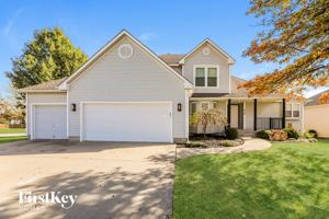 featured image of 819 Trailway Dr
