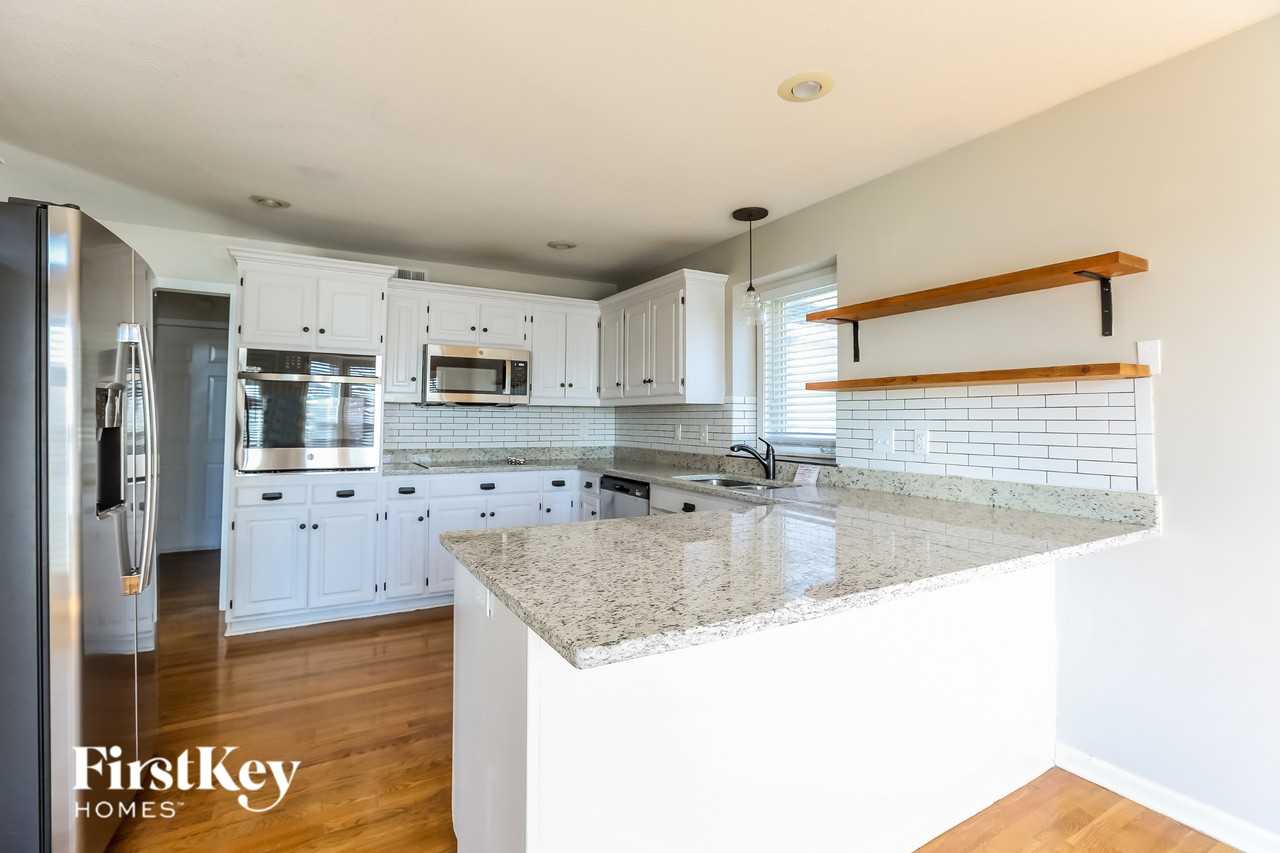 819 Trailway Dr - Photo 7 of 15