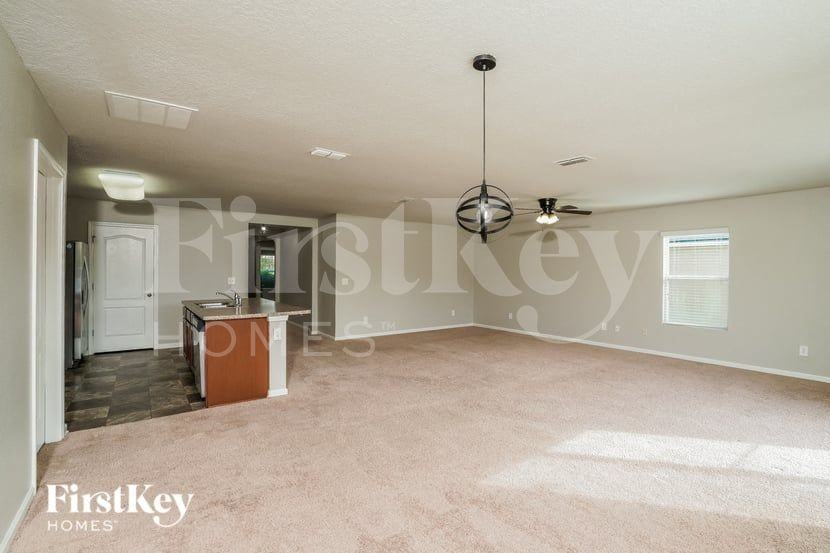 4130 Great Falls Loop - Photo 5 of 15