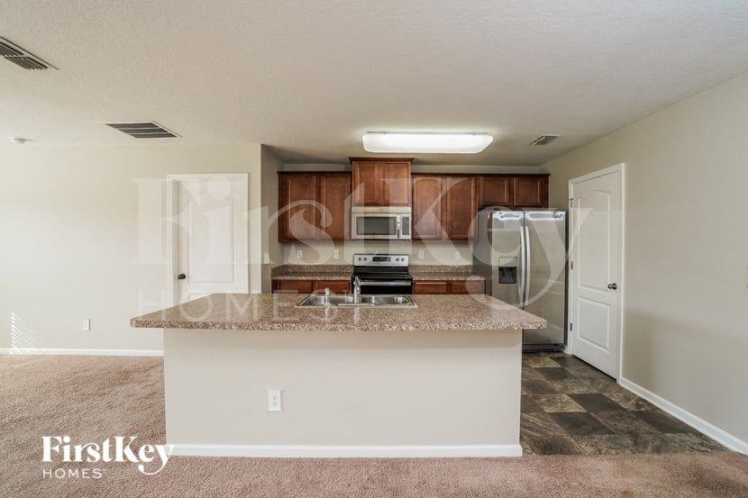4130 Great Falls Loop - Photo 7 of 15