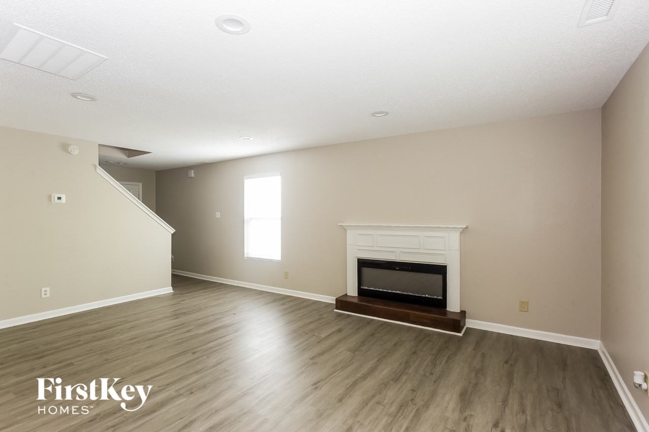 7120 Sycamore Grove Ct - Photo 4 of 15
