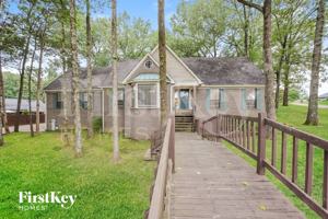 featured image of 3943 Green Spruce Bnd