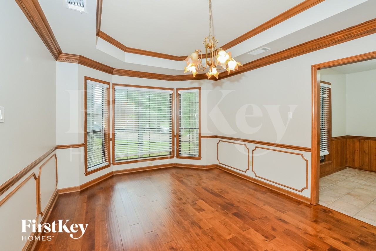 3943 Green Spruce Bnd - Photo 4 of 16