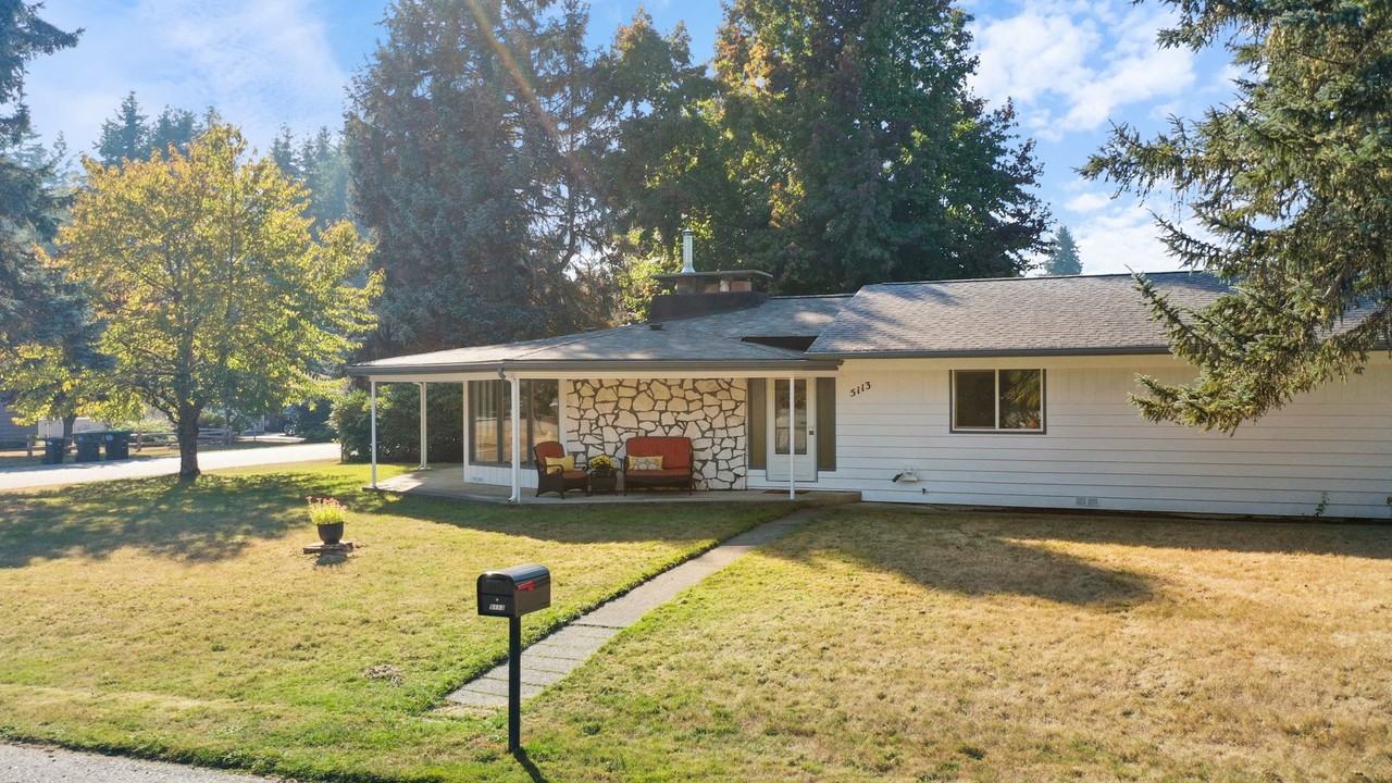 5113 Brassfield Dr Se - Photo 3 of 42