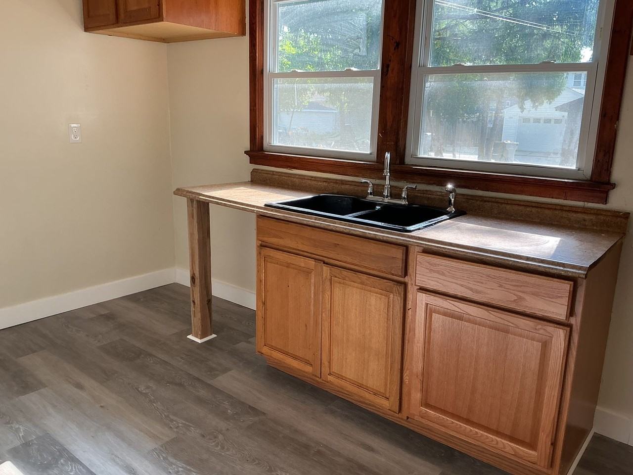 5947 N 66th St - Photo 5 of 8