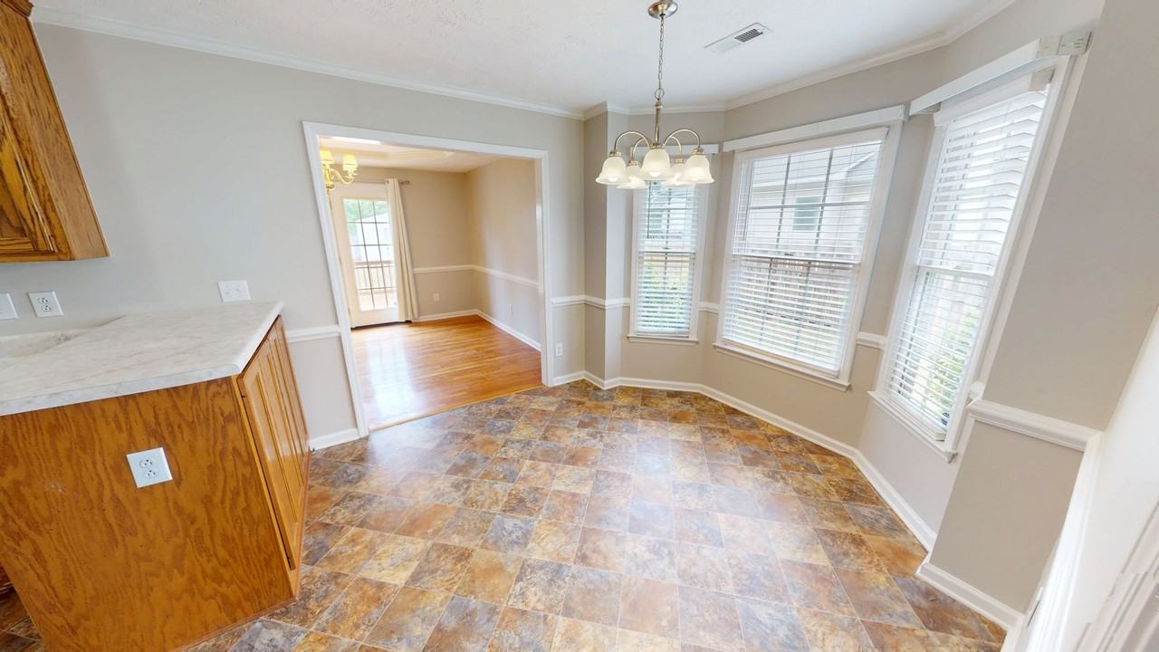 3004 Bolla Dr - Photo 5 of 27