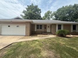 featured image of 2561 S Ferguson Ave