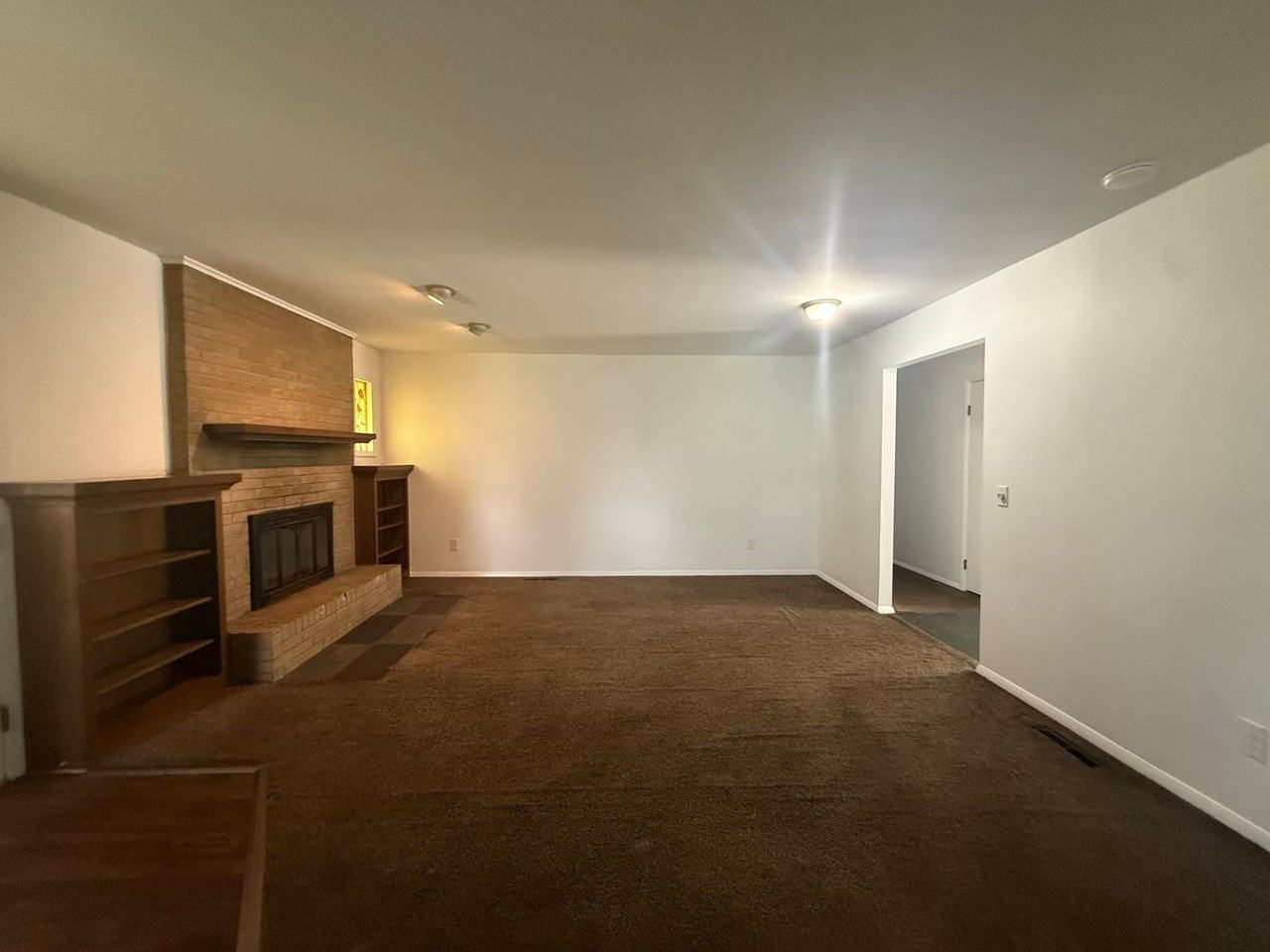 2561 S Ferguson Ave - Photo 3 of 15