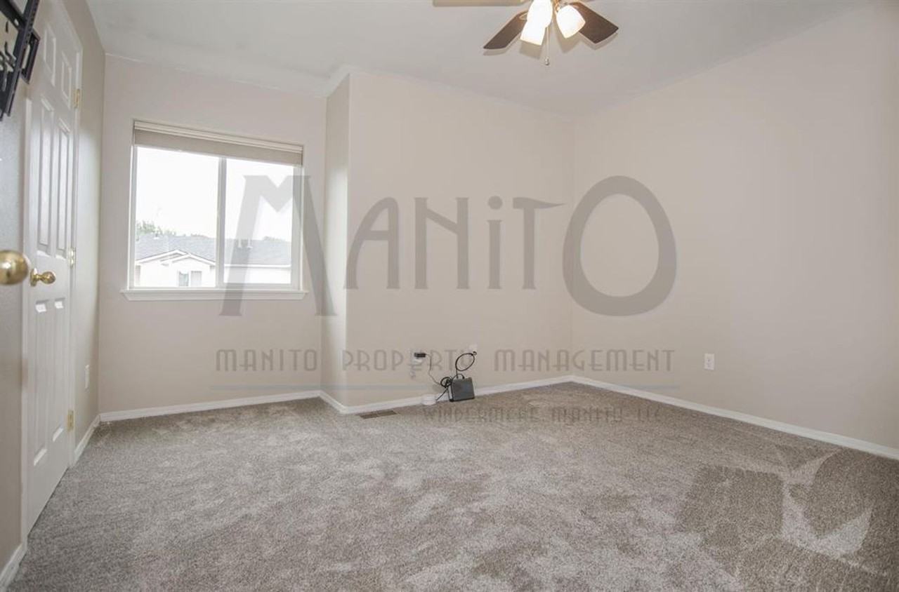 11212 E 4th Ave #C - Photo 7 of 17