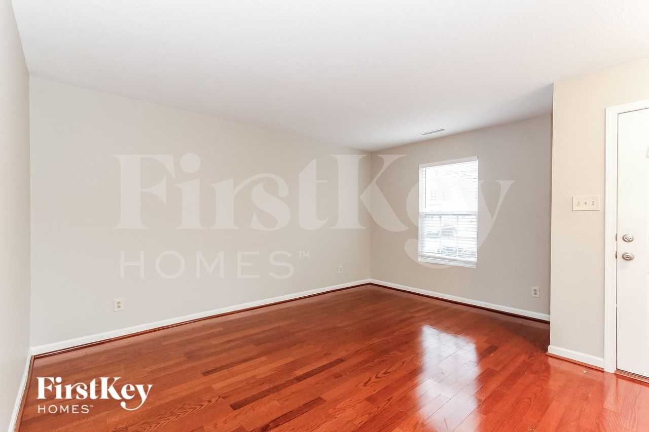 6507 Matlea Ct - Photo 2 of 14
