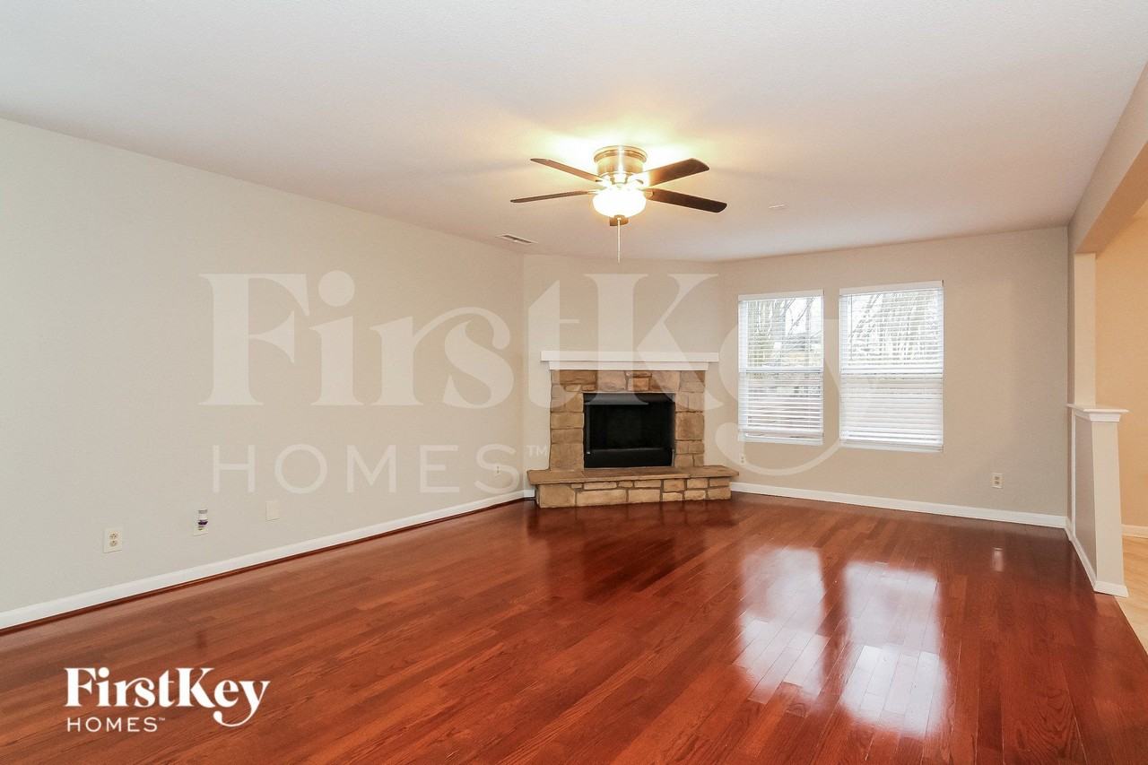 6507 Matlea Ct - Photo 3 of 14