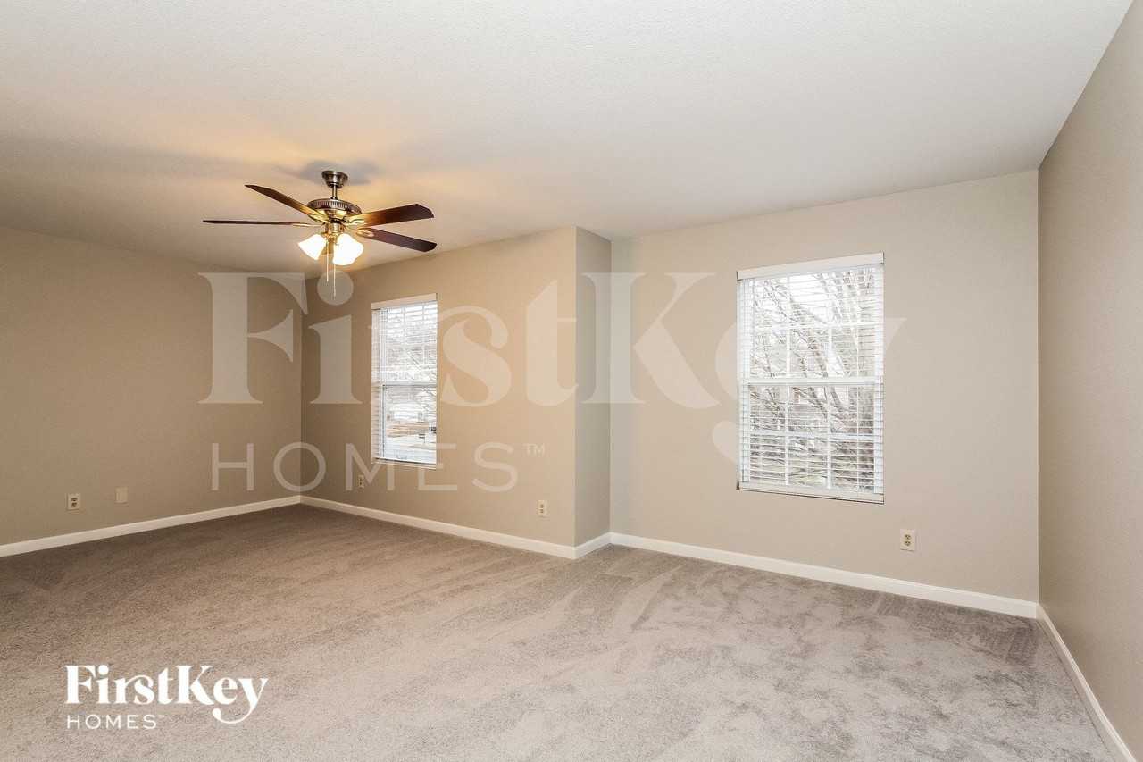 6507 Matlea Ct - Photo 7 of 14