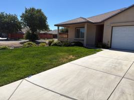 featured image of 276 Paige Ct