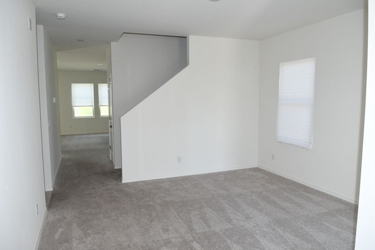 5725 W Willow Ridge Dr - Photo 3 of 26