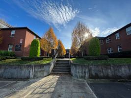 featured image of 1600 N Colfax St