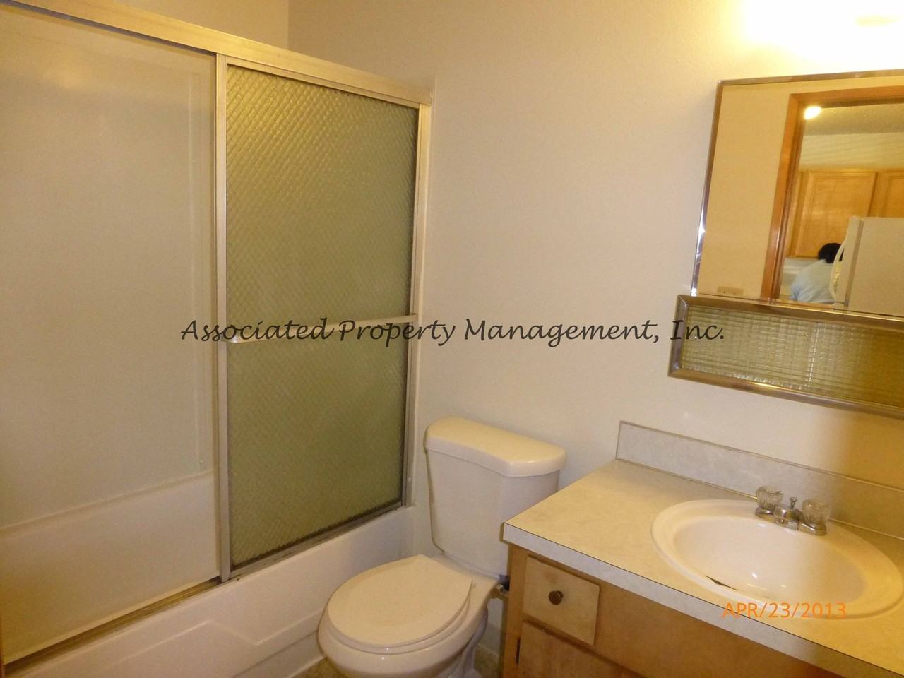 2218 19th Ave #N - Photo 7 of 8