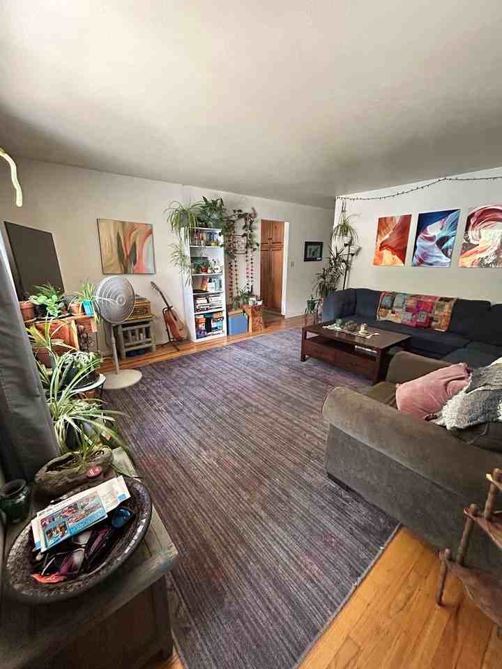 2409 Thomas Ave - Photo 6 of 21