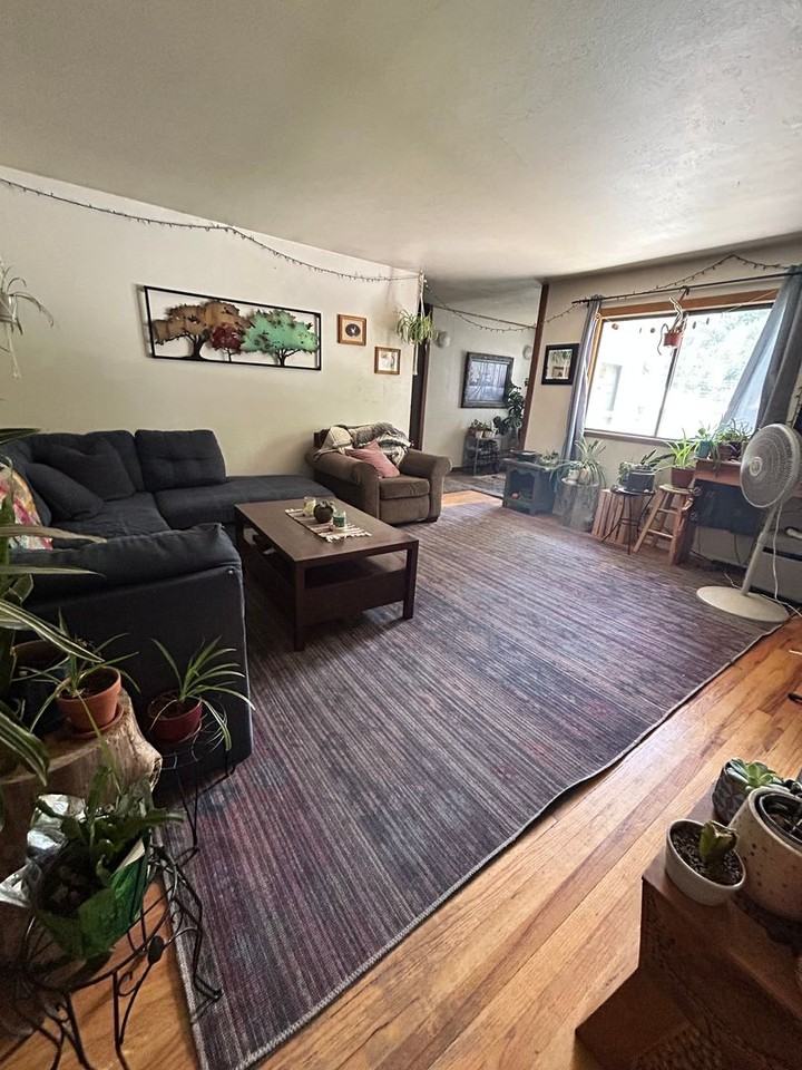 2409 Thomas Ave - Photo 7 of 21