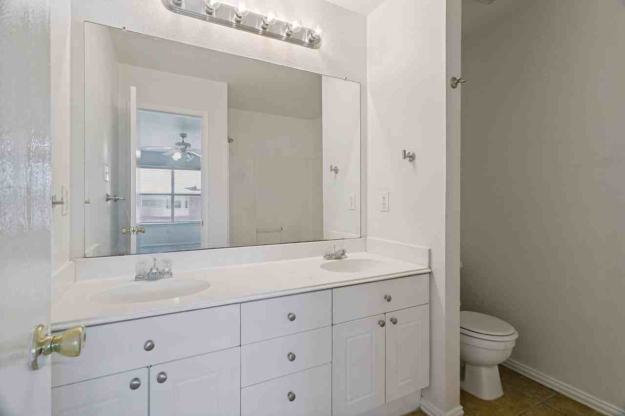 1519 Barbara Dr - Photo 6 of 12
