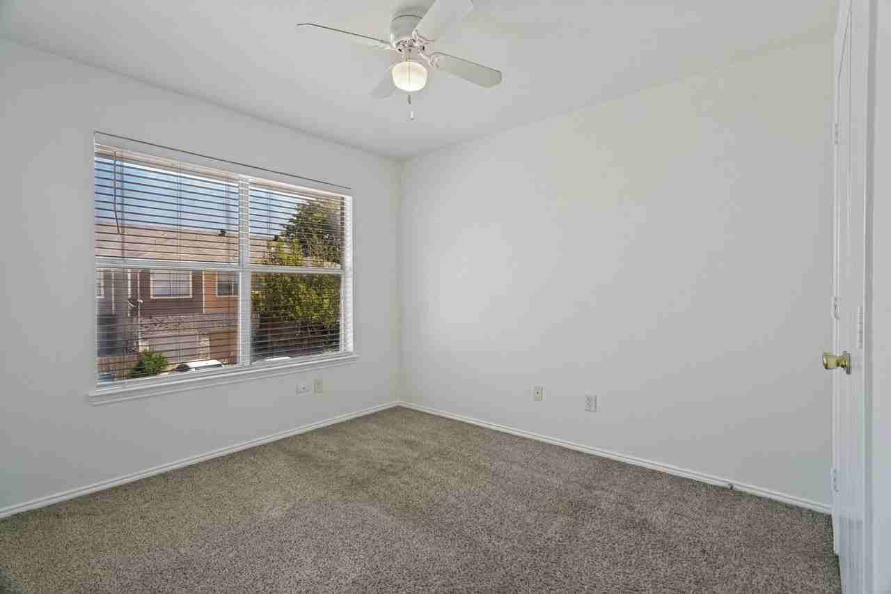 1519 Barbara Dr - Photo 7 of 12