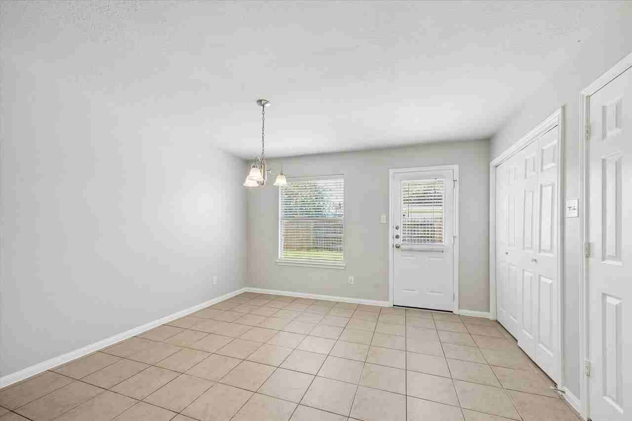 19538 Aventine Plantation Dr - Photo 7 of 13