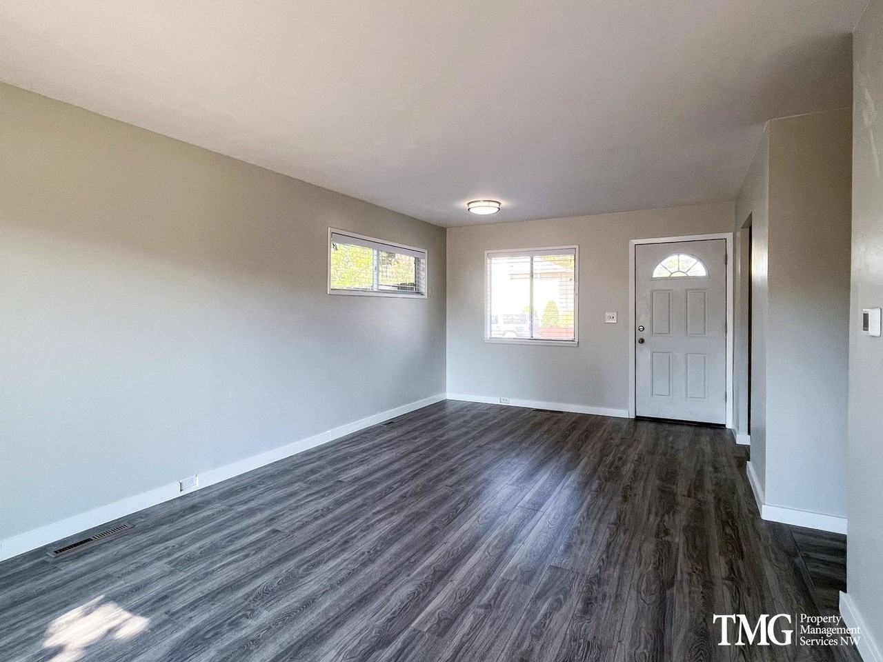 2407 Concord St - Photo 3 of 14