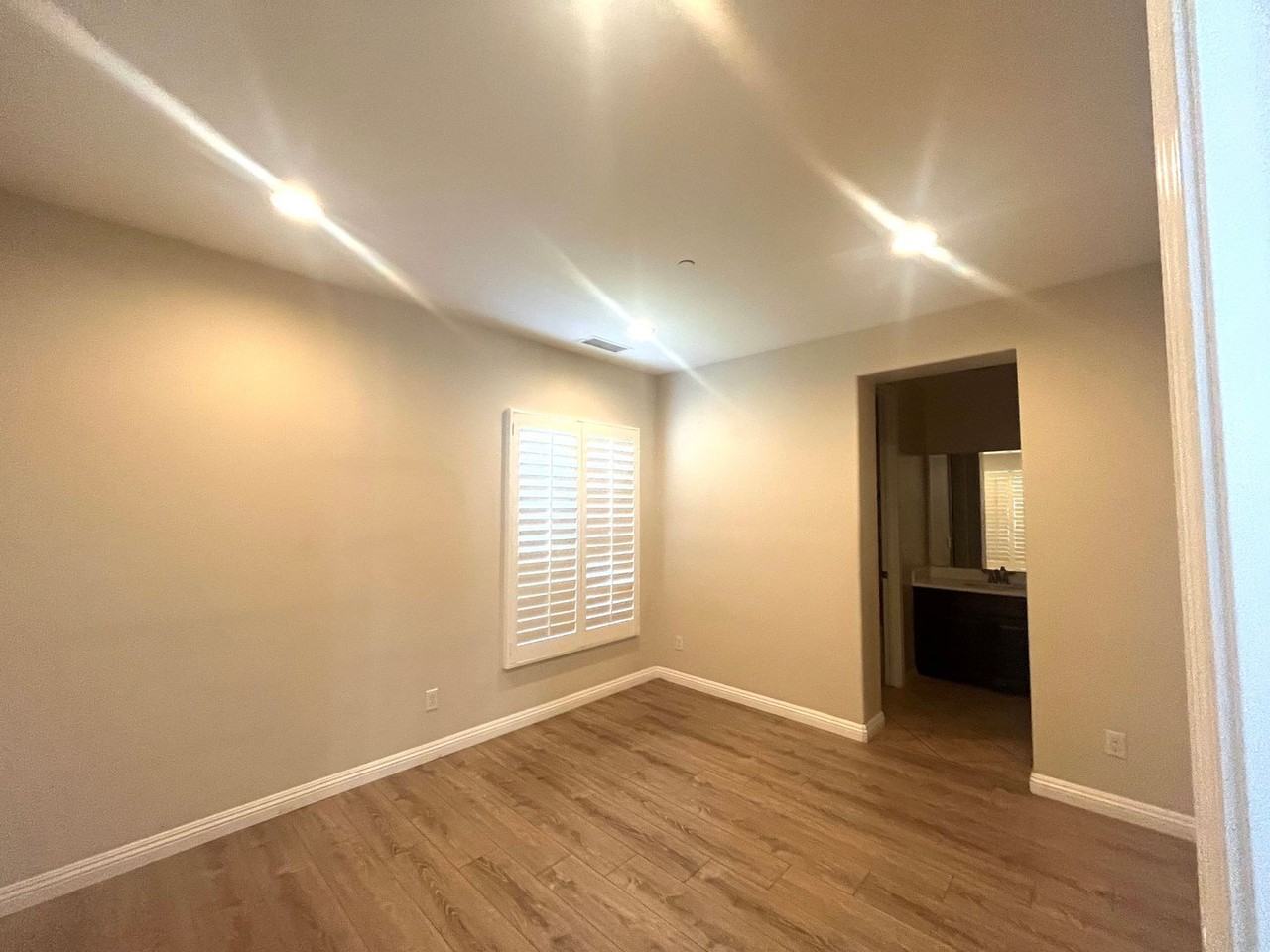 1134 Las Colinas Way - Photo 5 of 27