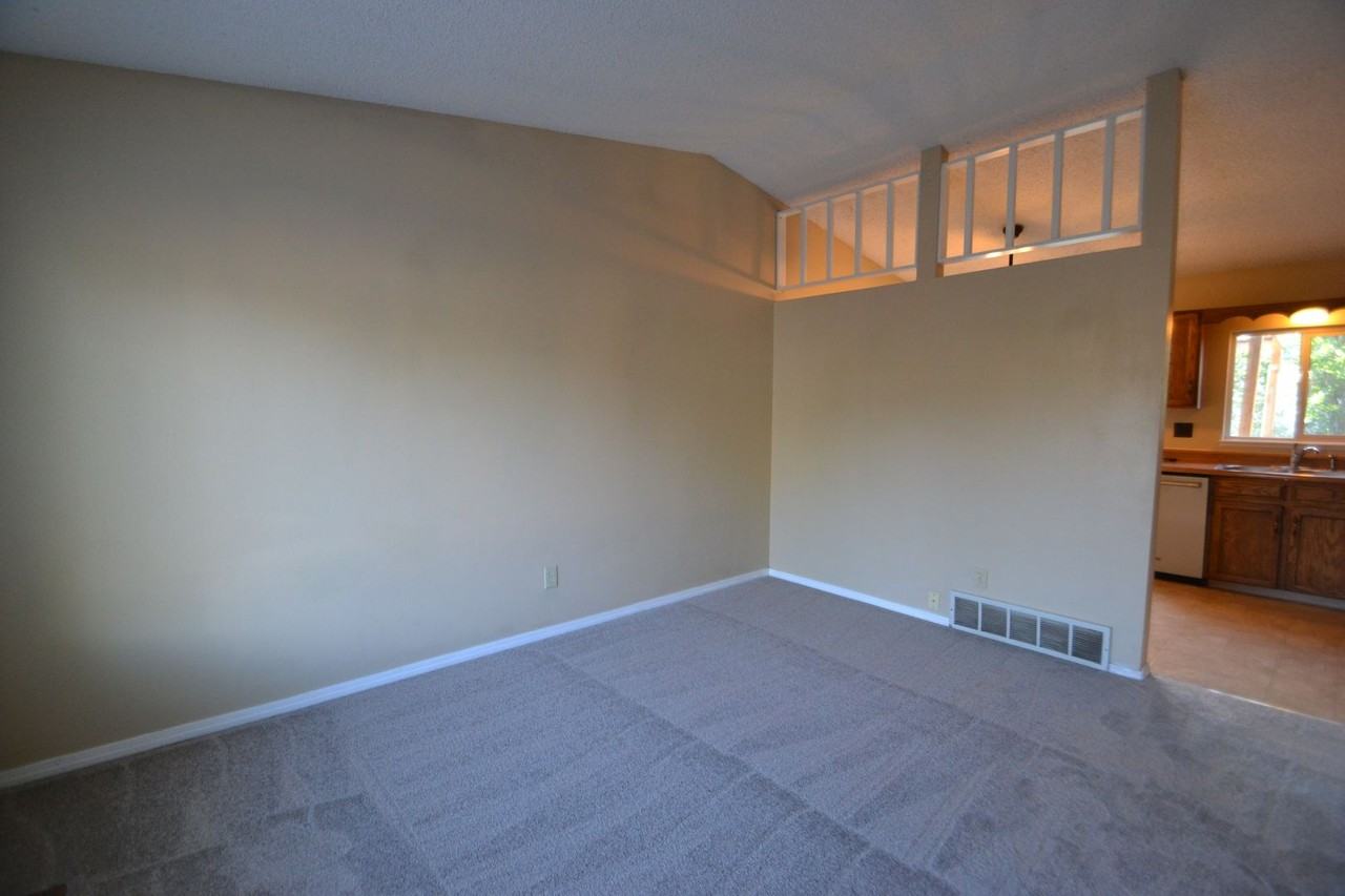 3535 Sydney Ter - Photo 2 of 15