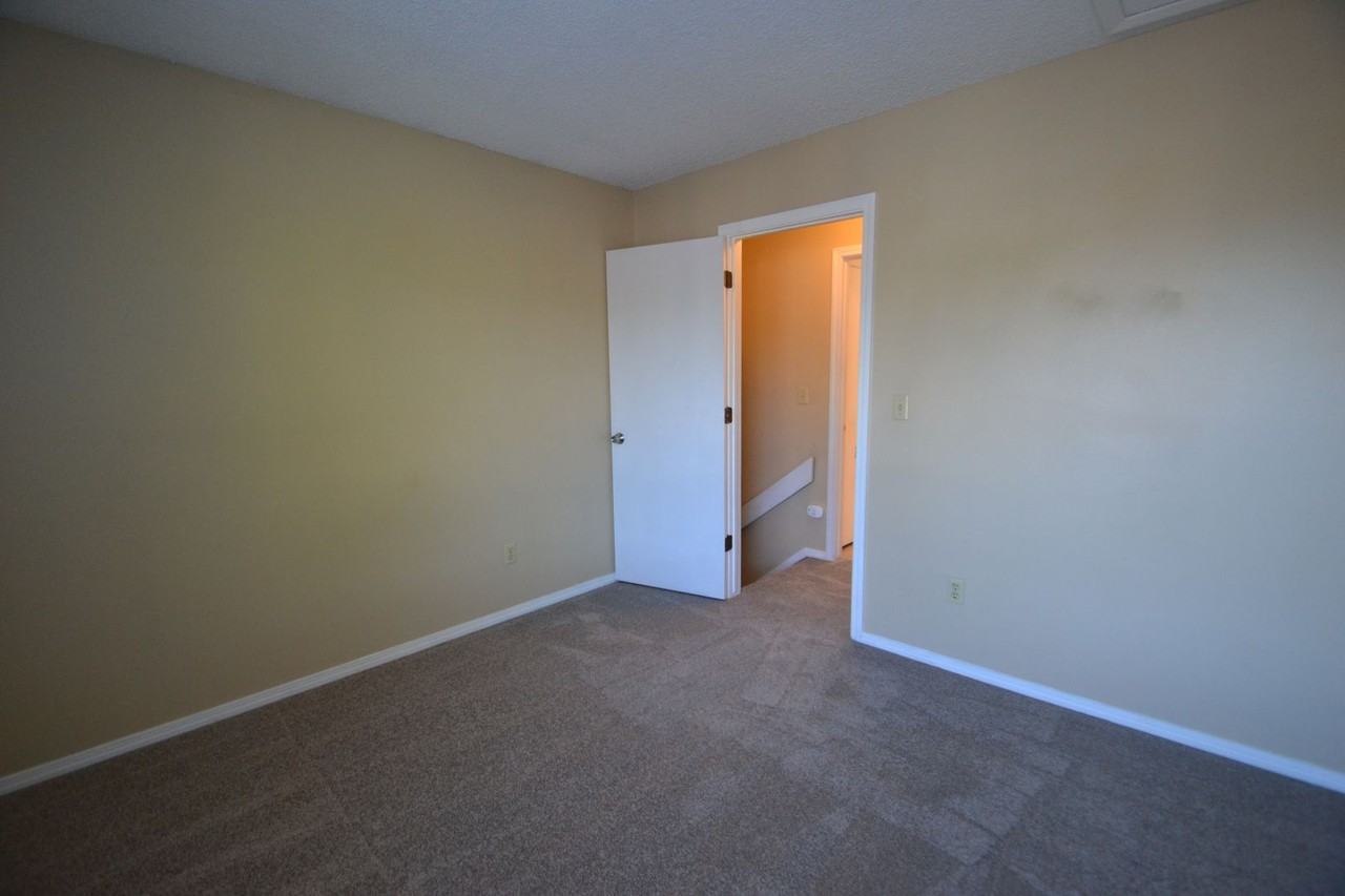 3535 Sydney Ter - Photo 7 of 15
