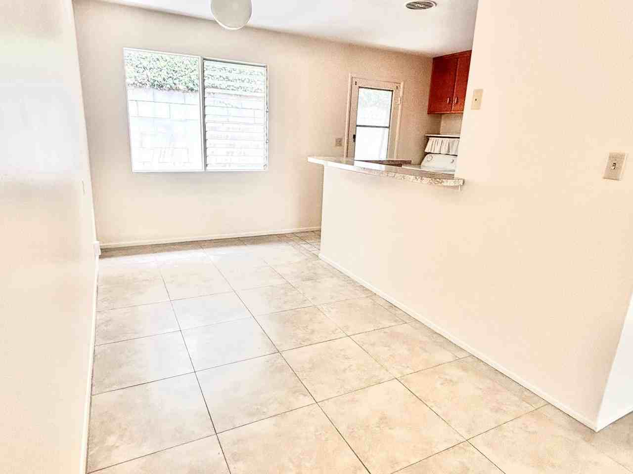 236 Avenida Santa Barbara - Photo 4 of 23