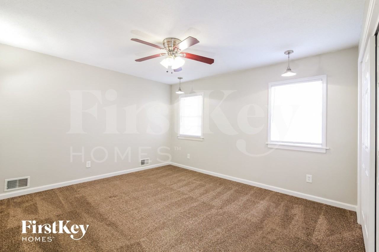 6504 E 129th Pl - Photo 7 of 13