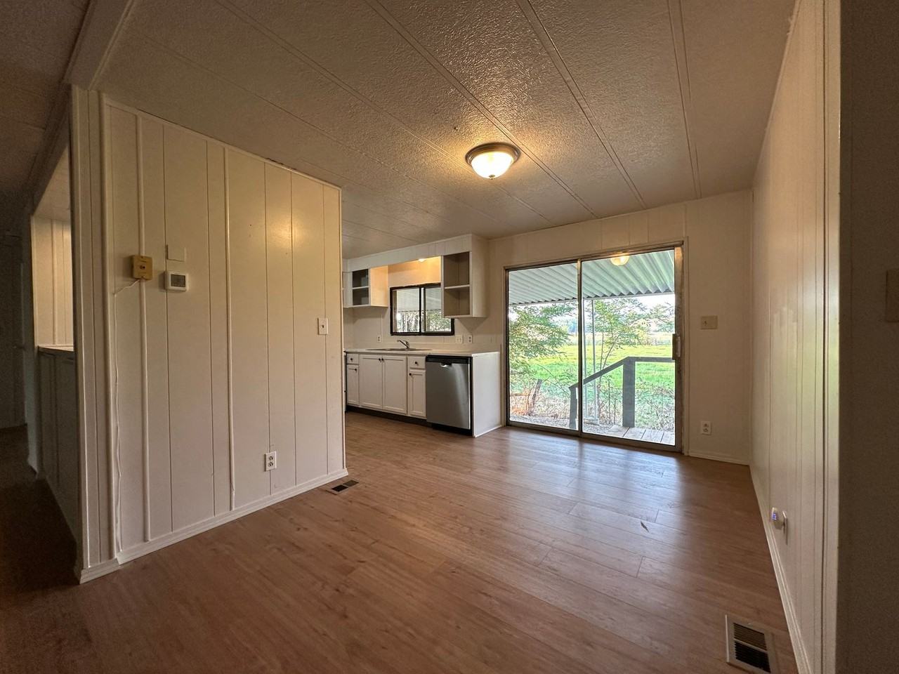 2511 Hanna Ave - Photo 5 of 13