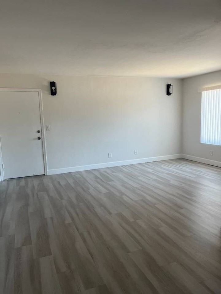 Country Aire Apartments - Photo 6 of 21