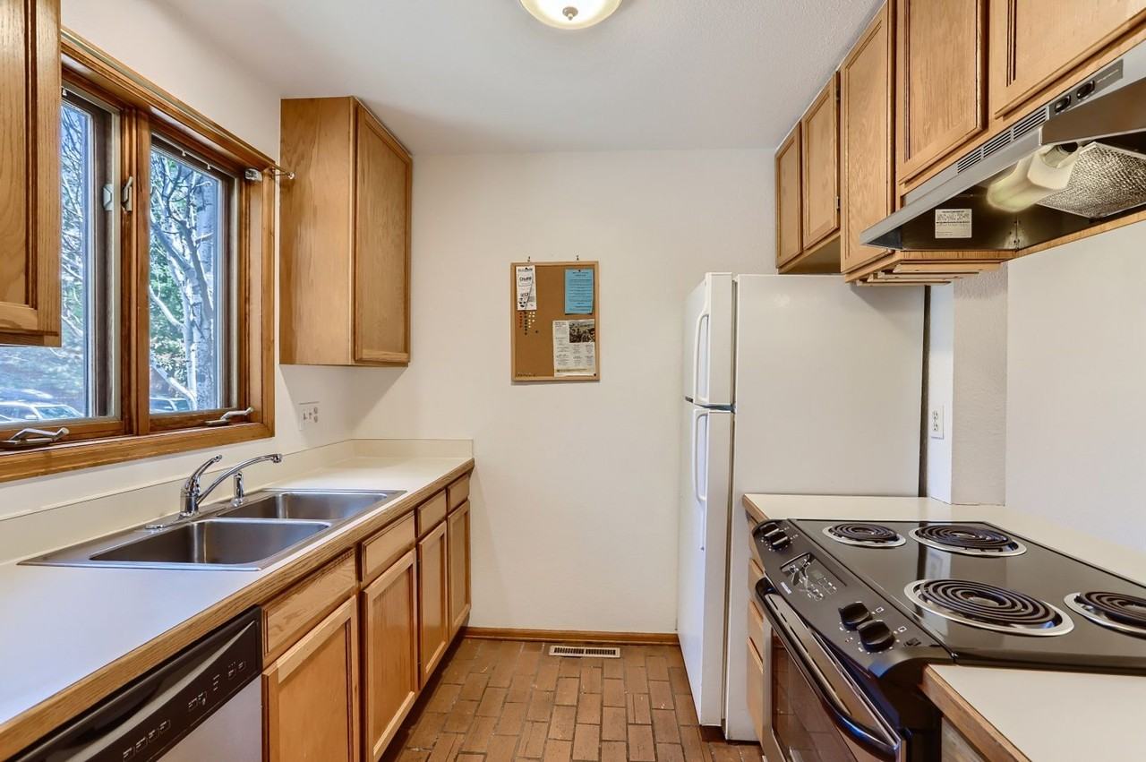 3304 Hickok Pl - Photo 6 of 16
