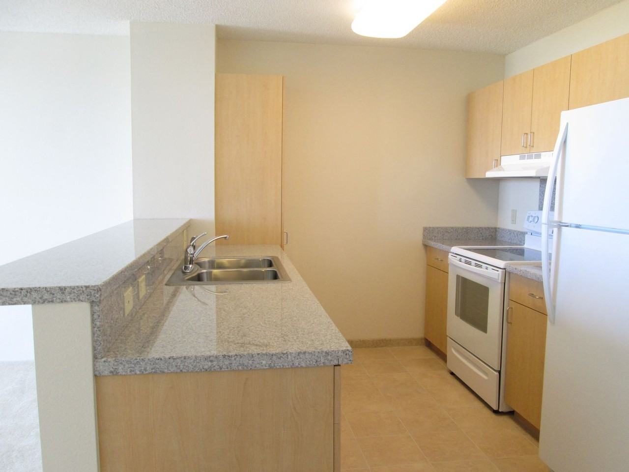 1315 Kalakaua Ave #2406 - Photo 3 of 13