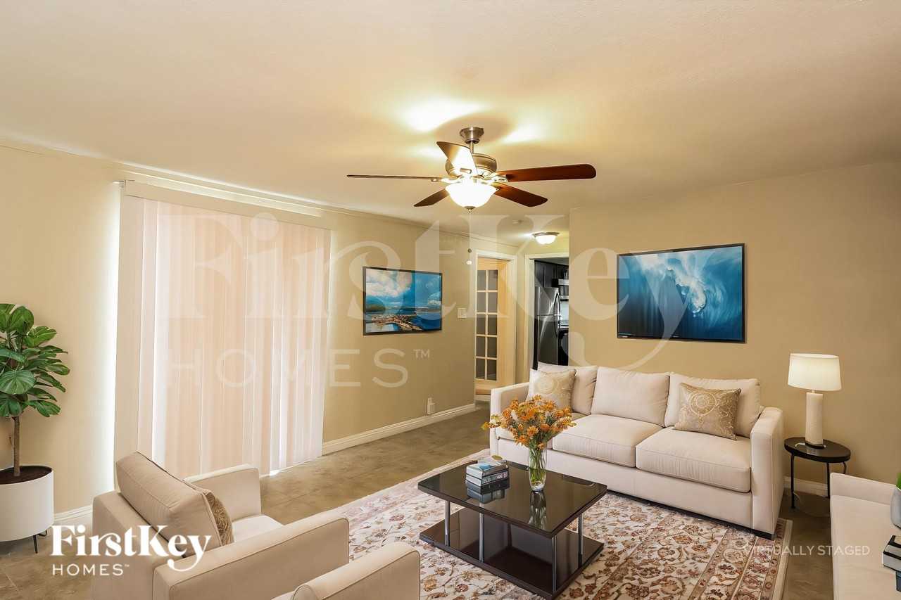 5119 Margo Dr - Photo 3 of 18