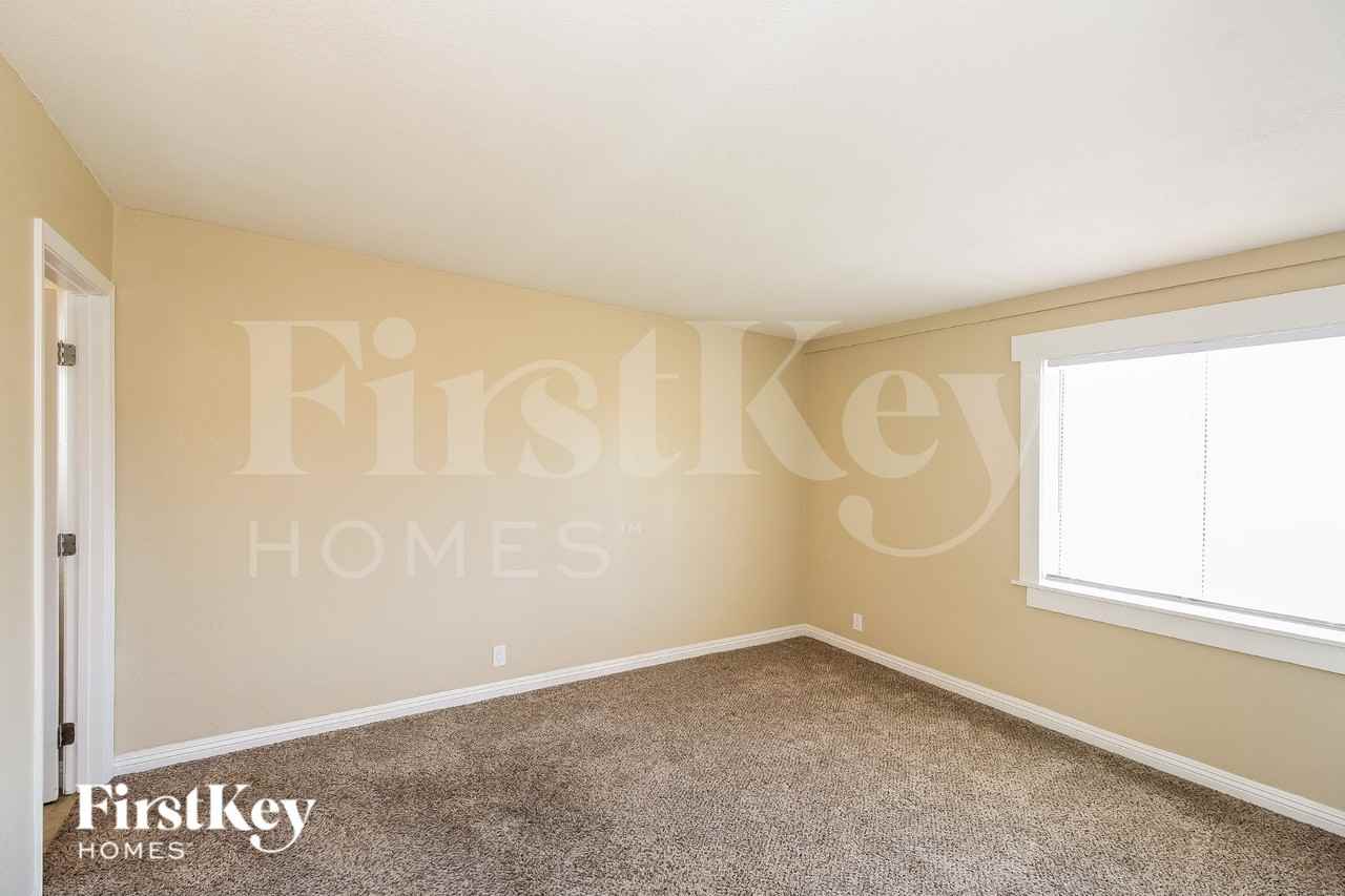 5119 Margo Dr - Photo 6 of 18