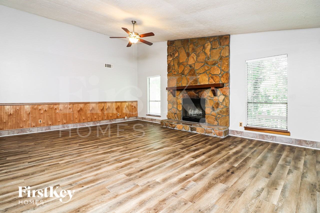 446 Ridgetop Dr Nw - Photo 5 of 19