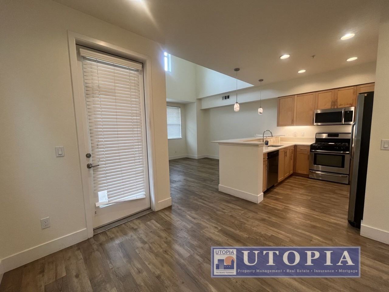 105 Jacobs Ln - Photo 6 of 29