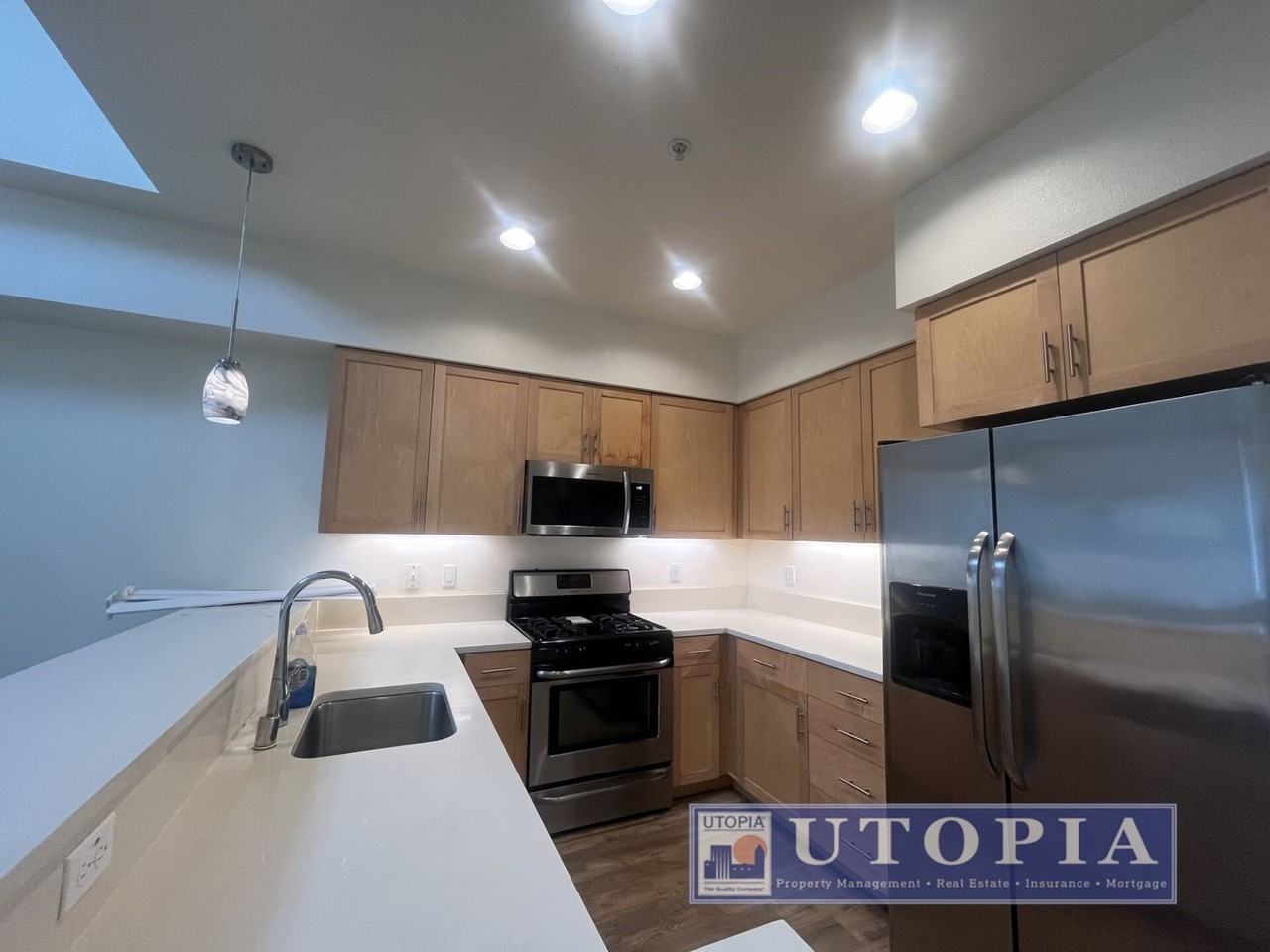 105 Jacobs Ln - Photo 7 of 29