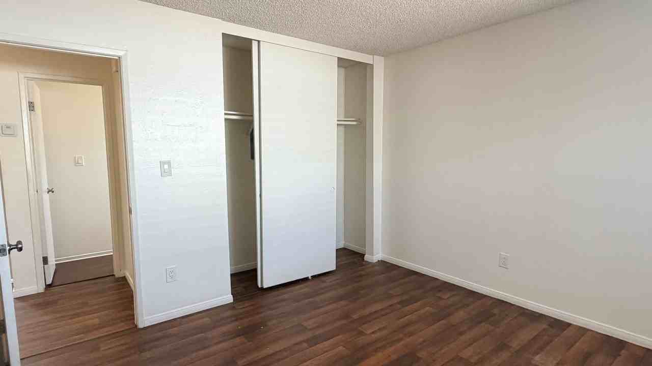 974 Merritt Dr #10 - Photo 7 of 13