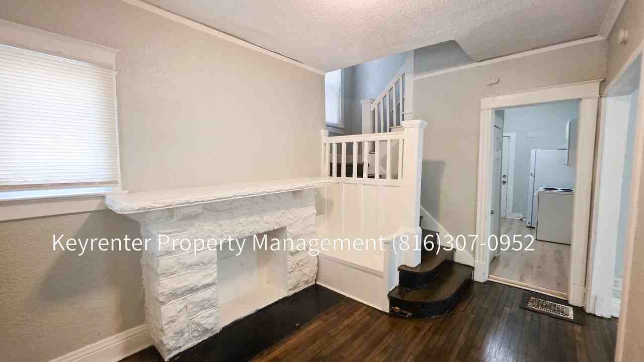 3619 Olive St - Photo 6 of 31
