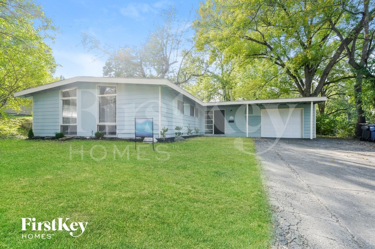 315 Holiday Hill Dr - Photo 2 of 15