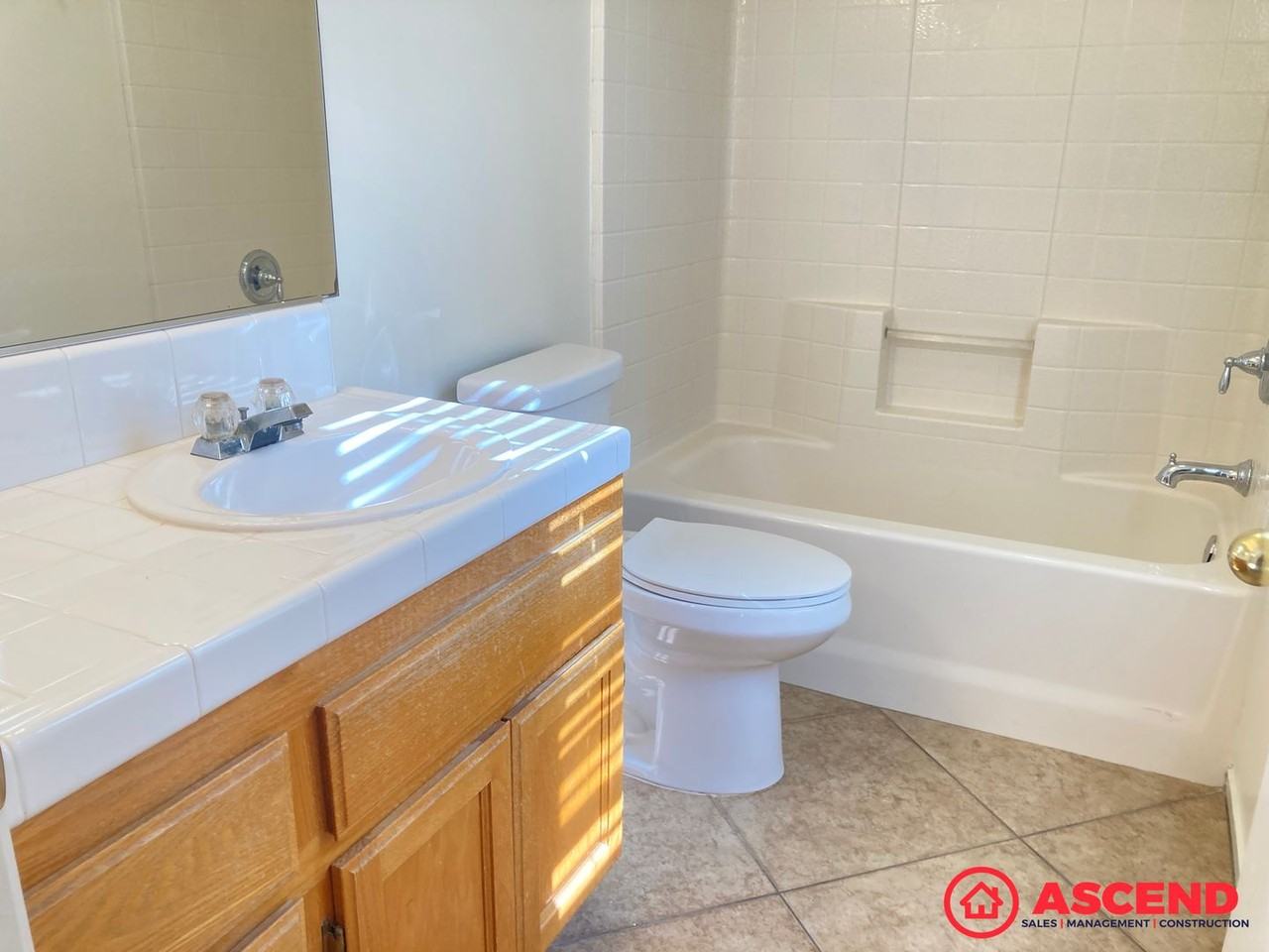 8215 Mossrock Dr - Photo 5 of 9