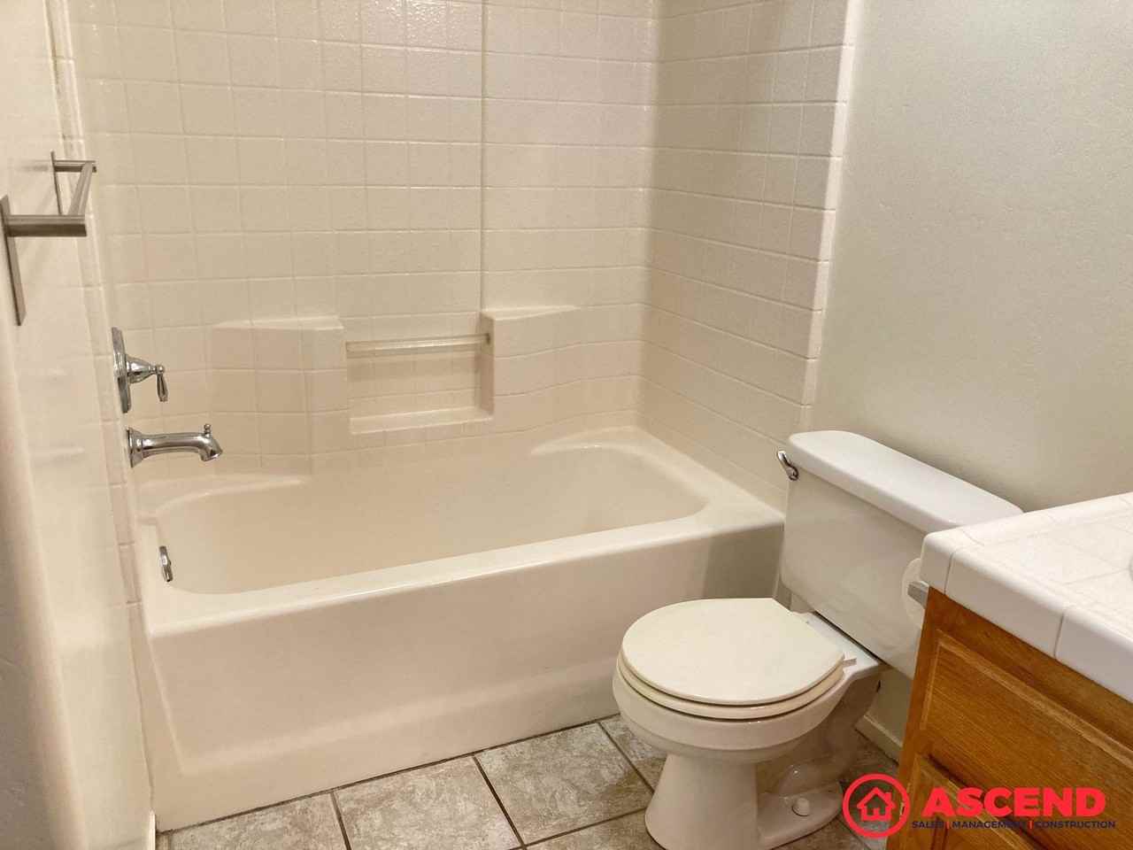 8215 Mossrock Dr - Photo 7 of 9